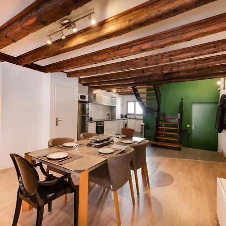 Le Balcon Du Chateau - Aprtement 75 Square Meter In The Center Apartment *