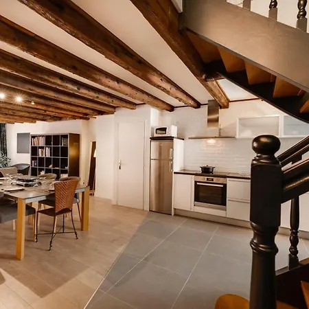 Le Balcon Du Chateau - Aprtement 75 Square Meter In The Center Apartment