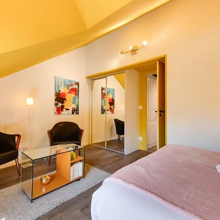 Apartment Le Balcon Du Chateau - Aprtement 75 Square Meter In The Center Annecy